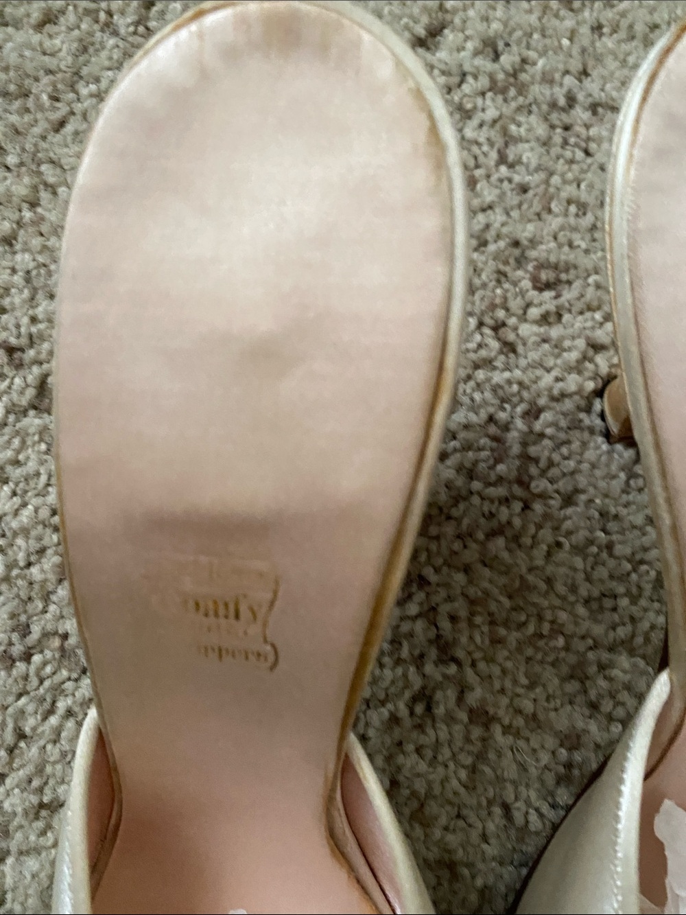 Vintage 1950s Daniel Green Satin Peep-Toe Heels with Tulle Rosette - Champagne - Picture 2 of 9